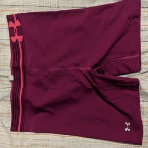 Under Armour Women's Heat Gear Armour Bike Shorts
